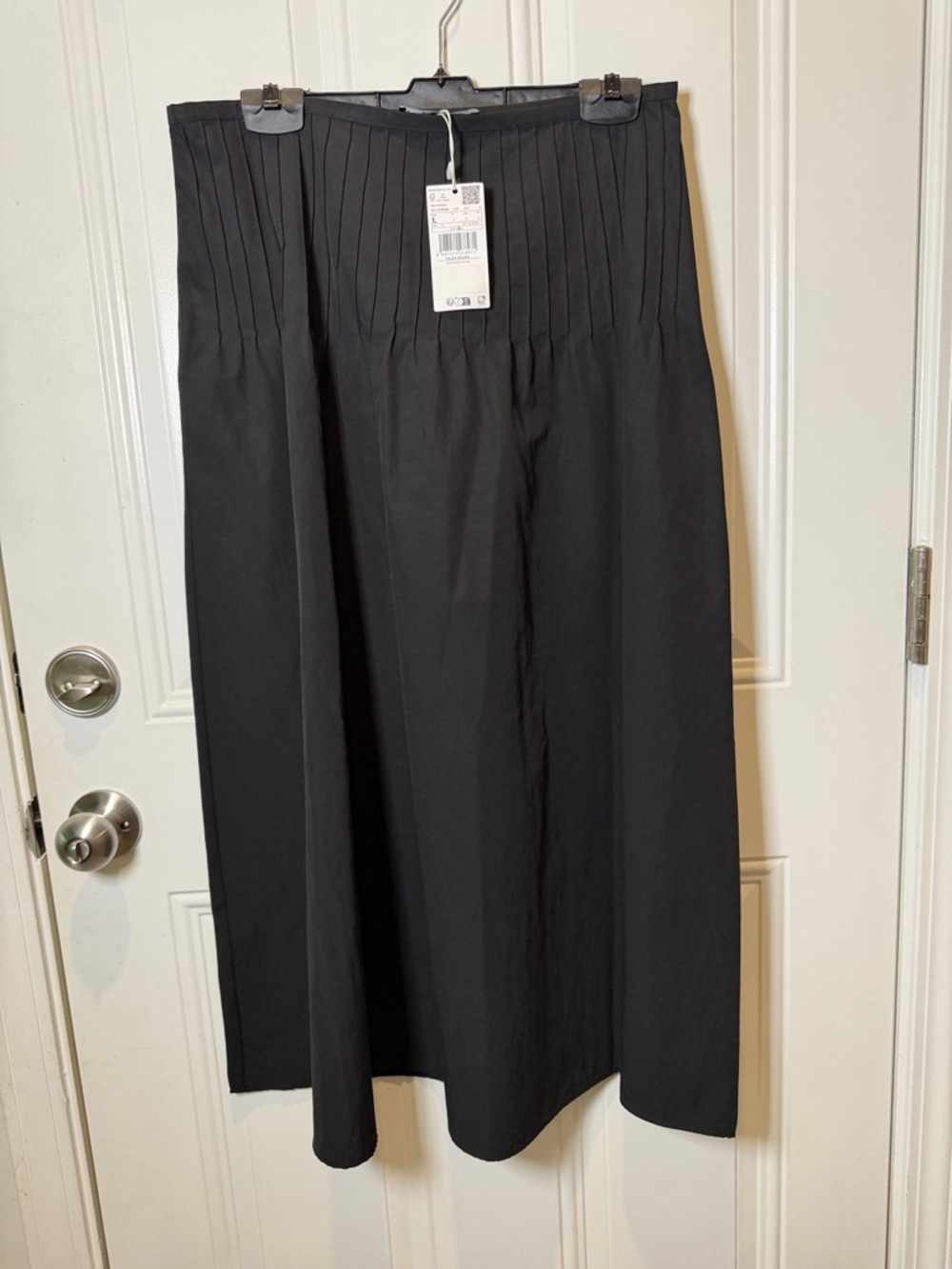 Mango MNG Black Pleated High-Waist Midi Skirt - Unbranded